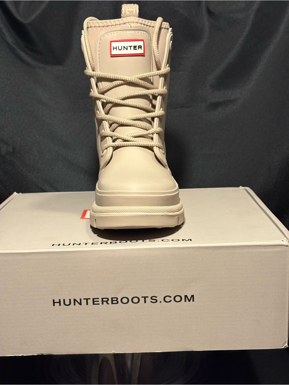Hunter Women Lace-Up Rain Boot - Cream